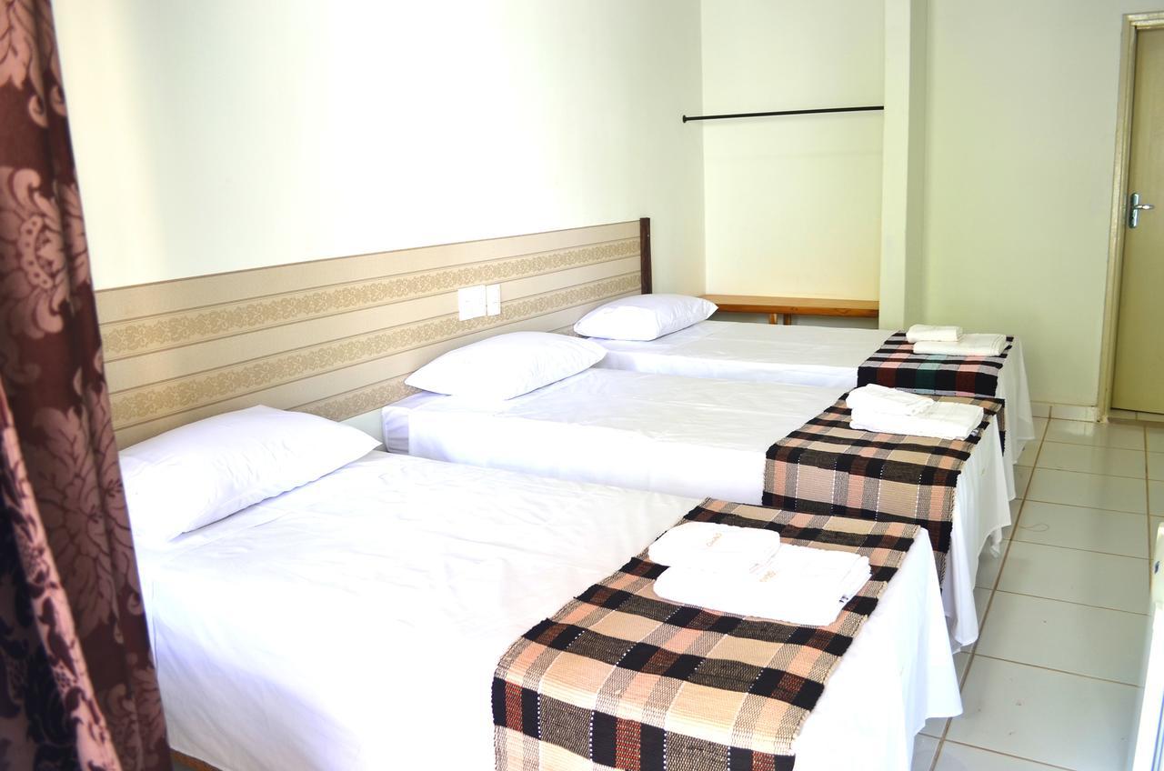 Canoas Hotel Poconé Zewnętrze zdjęcie