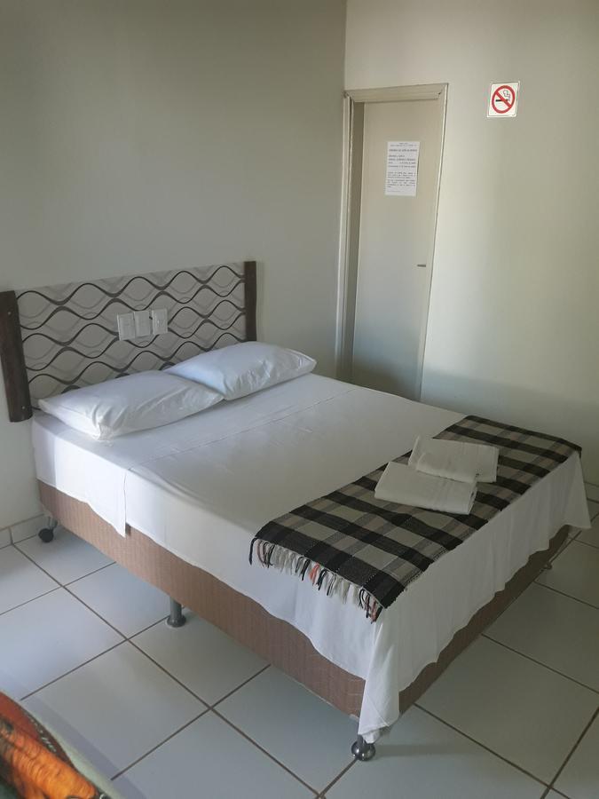 Canoas Hotel Poconé Zewnętrze zdjęcie